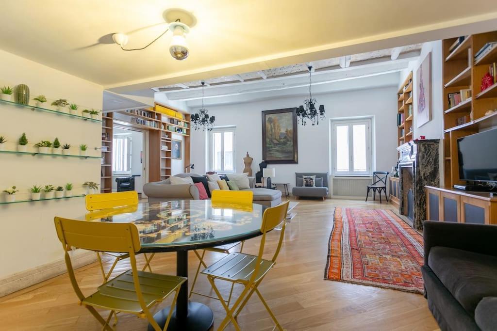 Angi's The New Luxury In Heart Roma